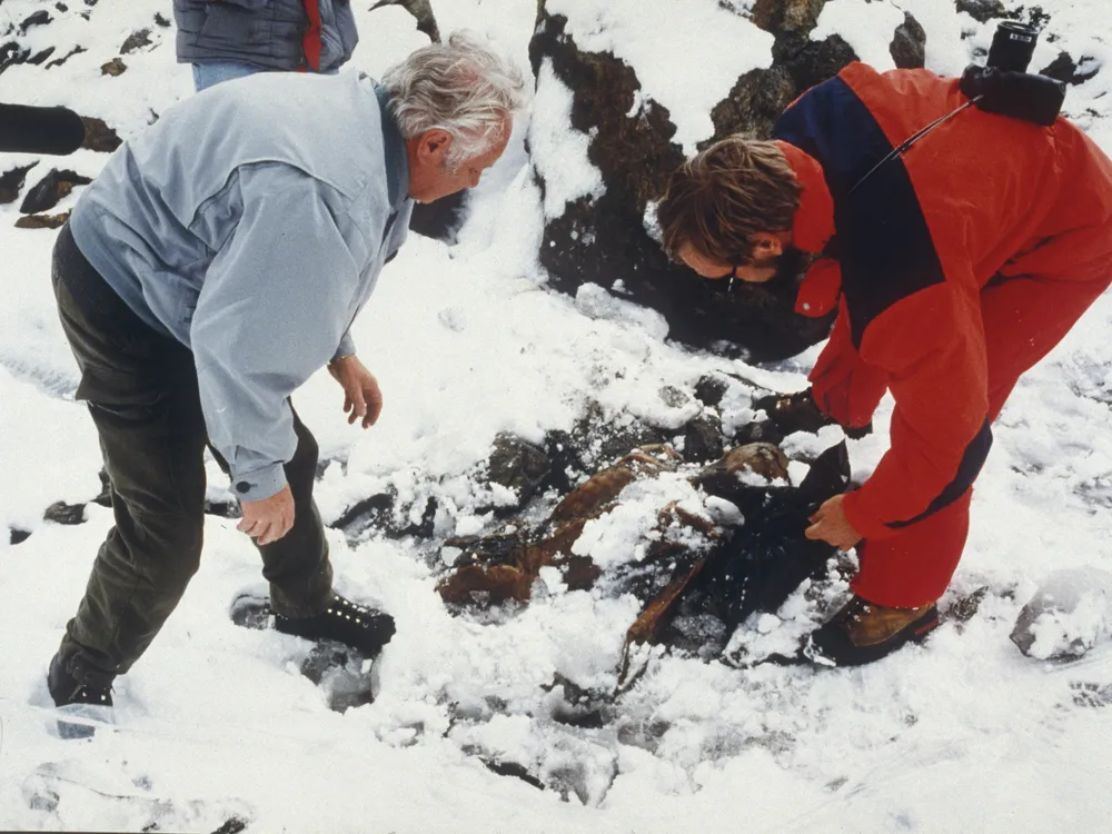 Archaeologists unearth Ötzi