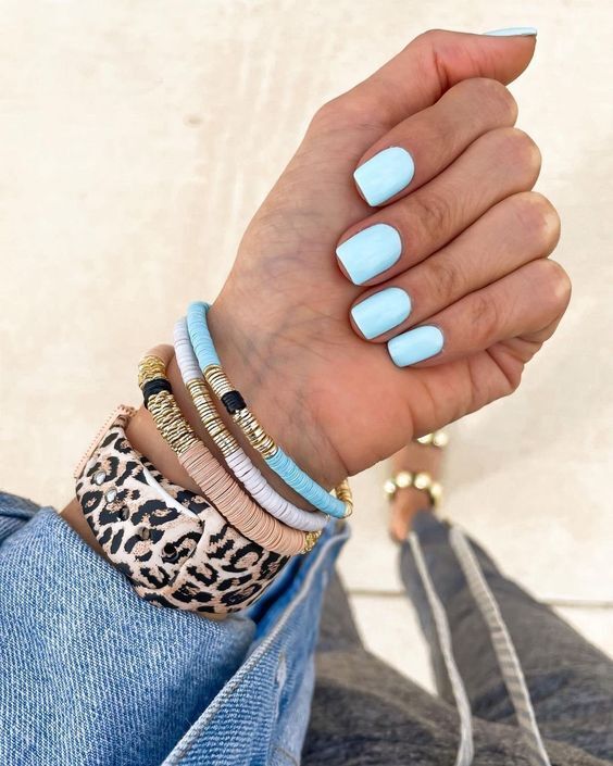 blue summer nails