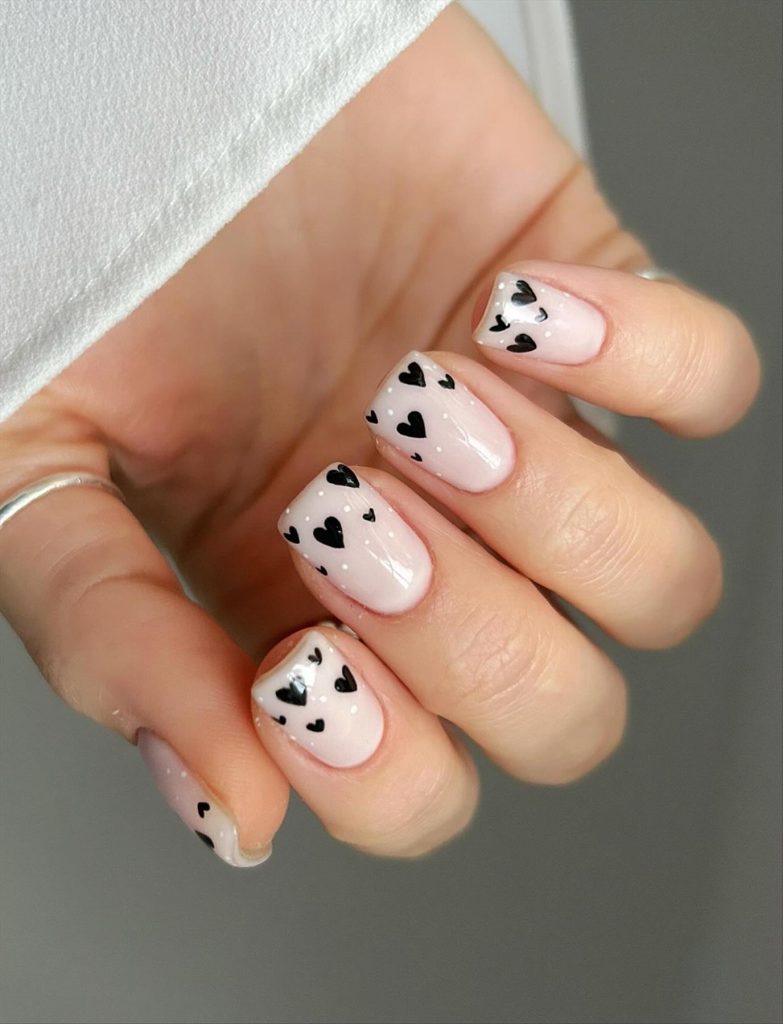 Pretty Valentine's Day nail designs inspiration for 2024