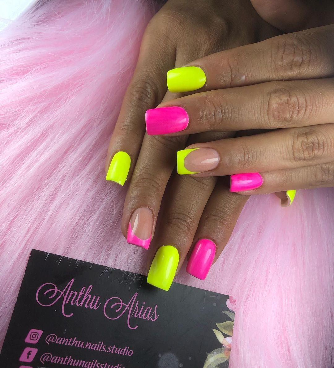 bright summer nails