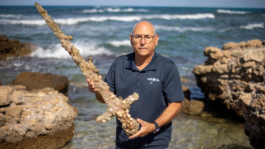 Scuba diver finds 900-year-old Crusader sword off the coast of Israel | CNN