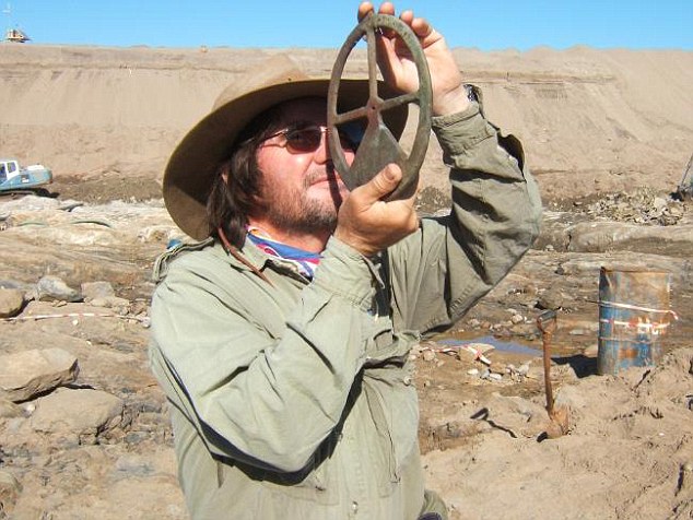 Diamond miners find 500-year-old shipwreck loaded with £9million of gold in the Namibian desert 