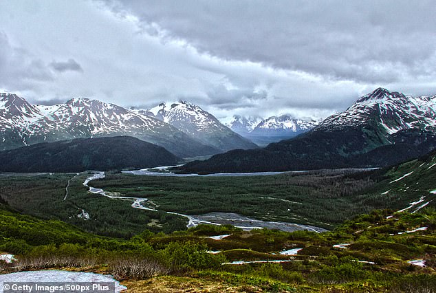 The Alaska Triangle hosts 17 of the U.S.¿s 20 highest peaks and boasts half of the nation's wilderness