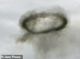 Venezuelan meteorologist Luis Vargas shared a prior image of smoke to shoot down claims of a UFO sighting in the northern city of Valencia