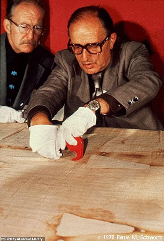 It was not until 1978 when the first physical samples were allowed to be taken from the cloth, which was done using adhesive tape to carefully remove particles off the front fibers. Dr. Max Frei, a Swiss criminologist, can be seen taking samples from the shroud