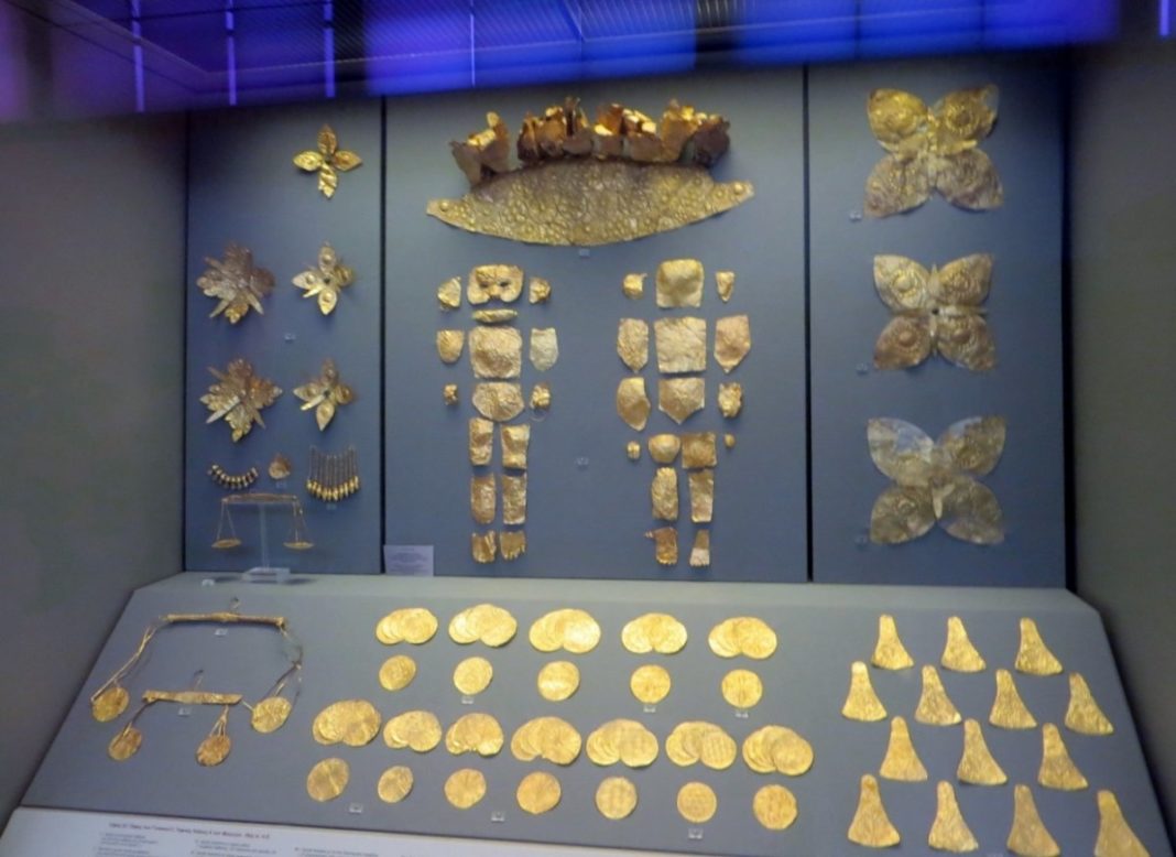 On the Trail in Greece: The Mycenaean Civilization at the National  Archaeological Museum of Athens