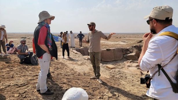 Archaeologists make incredible discovery of 5,000-year-old pub with food  remains inside - World News - Mirror Online