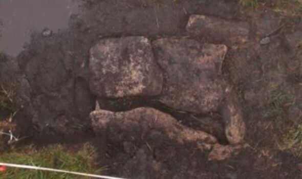 Archaeology breakthrough as 4,000-year-old burial chamber found in middle  of Devon | History | News | Express.co.uk