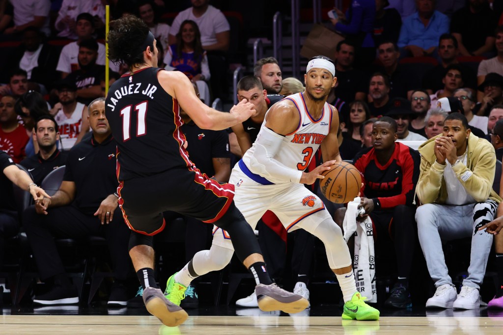 New York Knicks guard Josh Hart (3) drives to the basket against Miami Heat guard Jaime Jaquez Jr. (11) during the third quarter at Kaseya Center. 