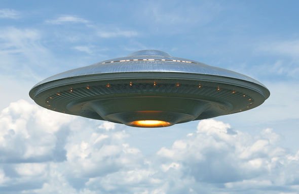 UFO sighting: 'Fleet of UFOs' caught on video stuns alien expert - 'Awesome catch' | Nestia