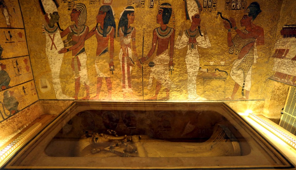 The burial chamber in tomb of Tutankhamen, near Luxor, Egypt. 