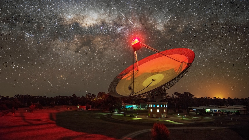 Radio signal detected by Parkes telescope is not aliens, but it's still ' weird' - ABC News