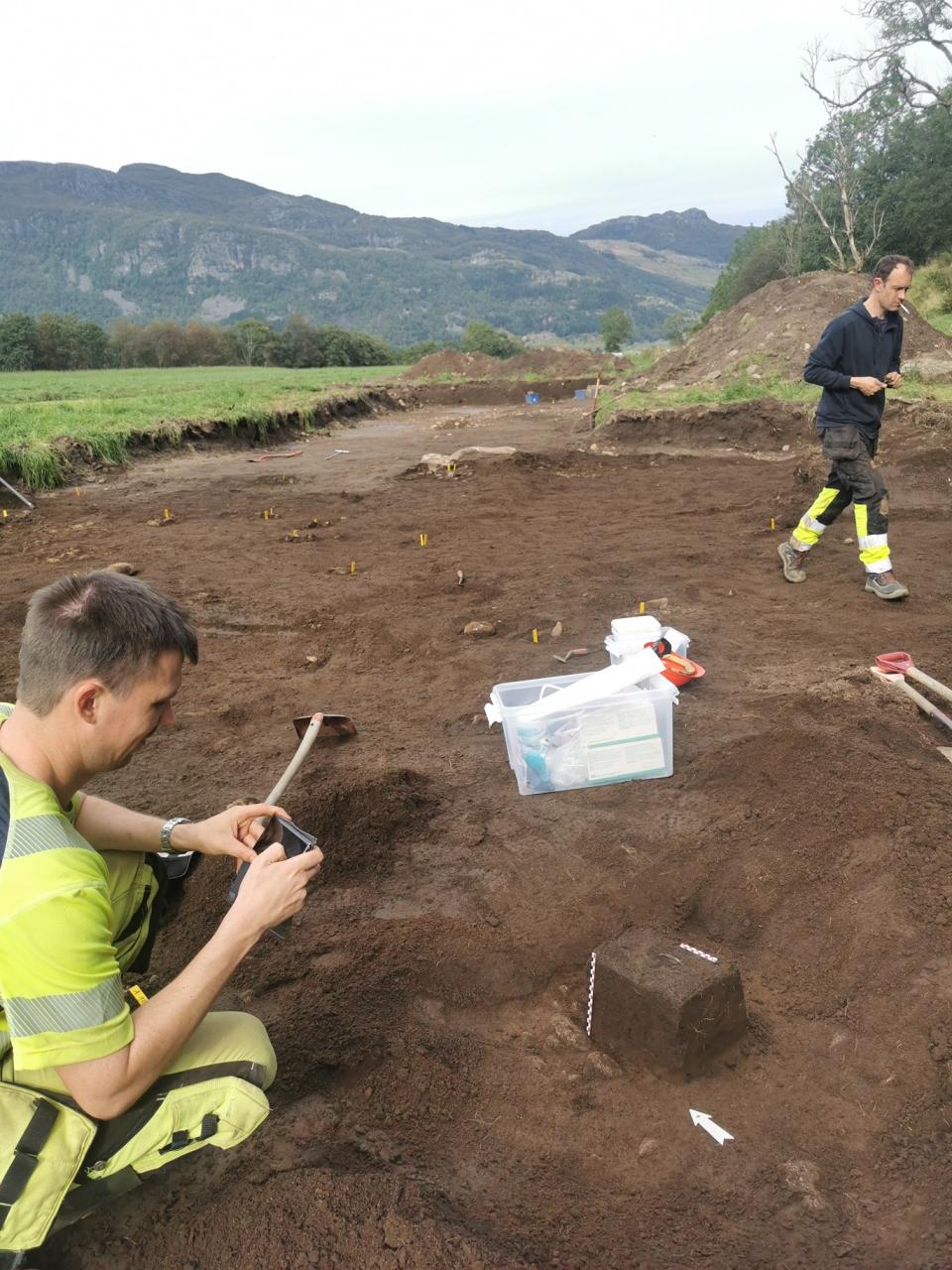 Experts claim the findings are proof of a "large and powerful" Viking farm on the land. 