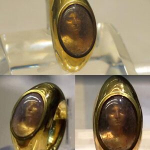 An Ancient Roman Gold Ring with a Holographic Image Discovered.