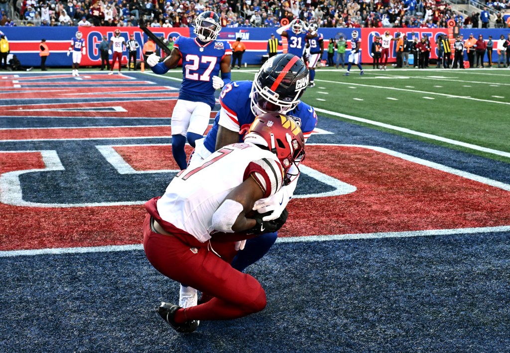 Deonte Banks gives up a touchdown to Terry McLaurin during the Giants' loss to the Commanders on Nov. 3, 2024. 