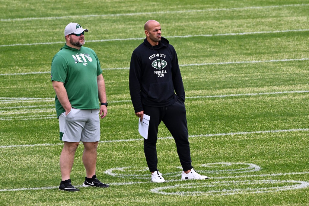 Joe Douglas and former Jets head coach Robert Saleh