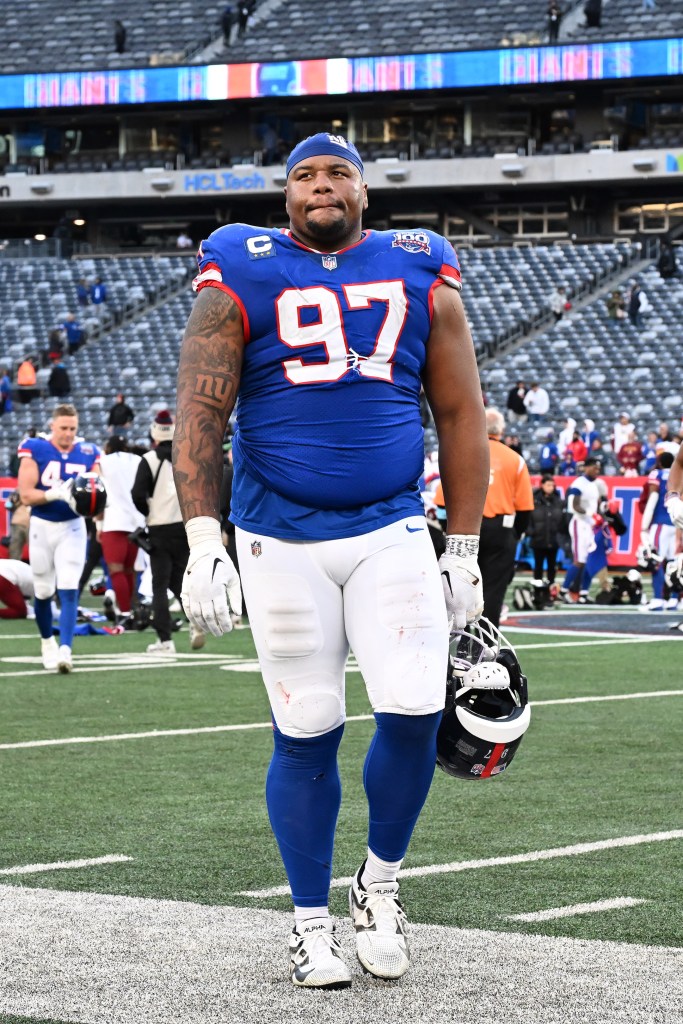 Dexter Lawrence walks off the field after the Giants' loss to the Commanders on Nov. 3, 2024. 