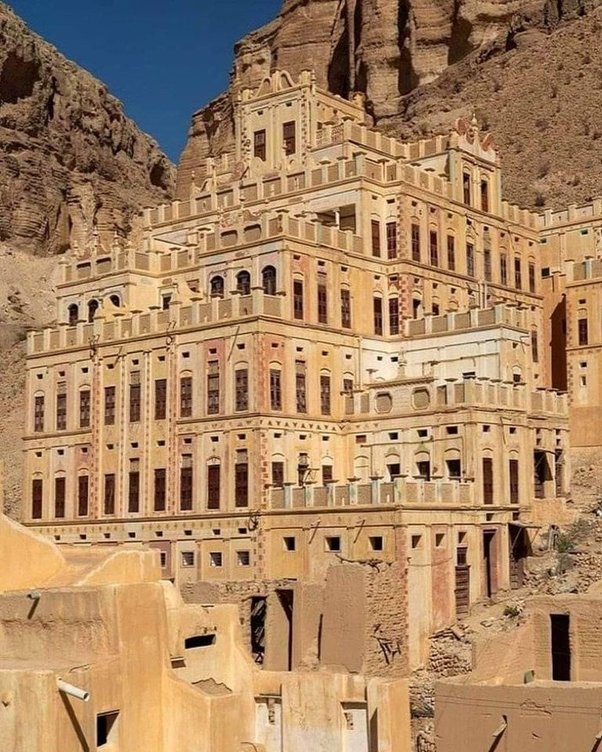 The Bugshan Palace, located in Hadramaut, Yemen 🇾🇪❤️ - Wonders of the Past 🏺✨ - Quora