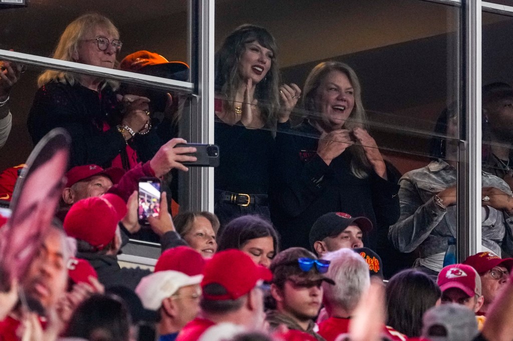 (L-R) Donna Kelce, Taylor Swift, and Andrea Swift watches play during the first half of an NFL football game between the Kansas City Chiefs and the Tampa Bay Buccaneers on November 4, 2024, in Kansas City, Mo.  