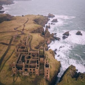 Slains CastleThe Castles of Scotland