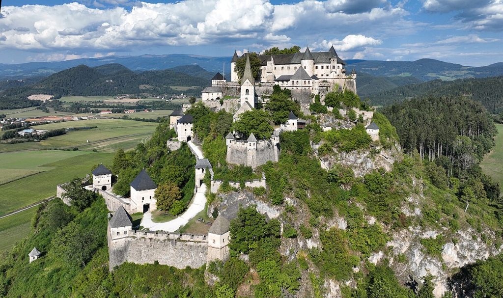 Hochosterwitz Castle | A Magnificent Medieval Fortress Preserving History