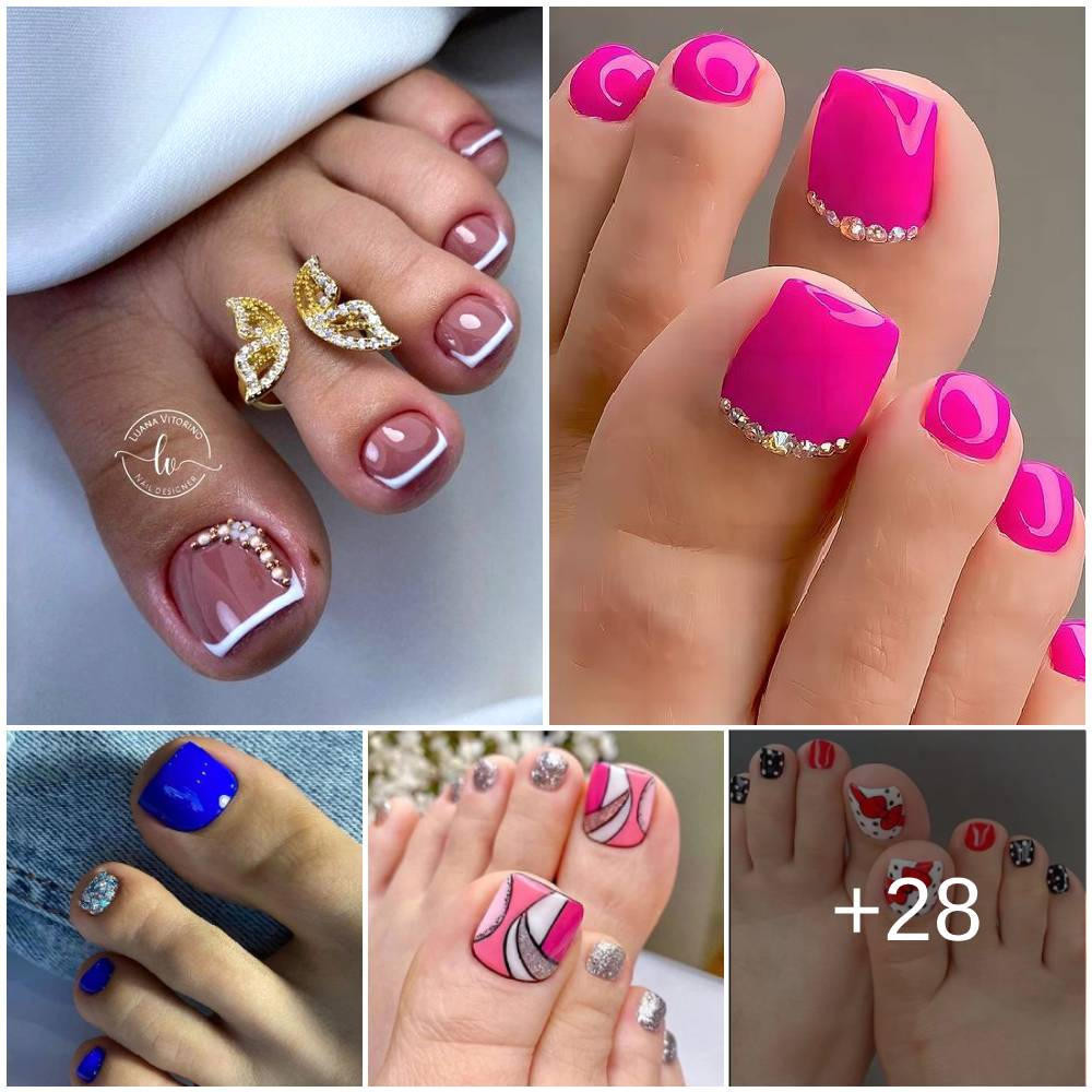 85 Nail Art Ideas for Pretty Toes This Holiday Season