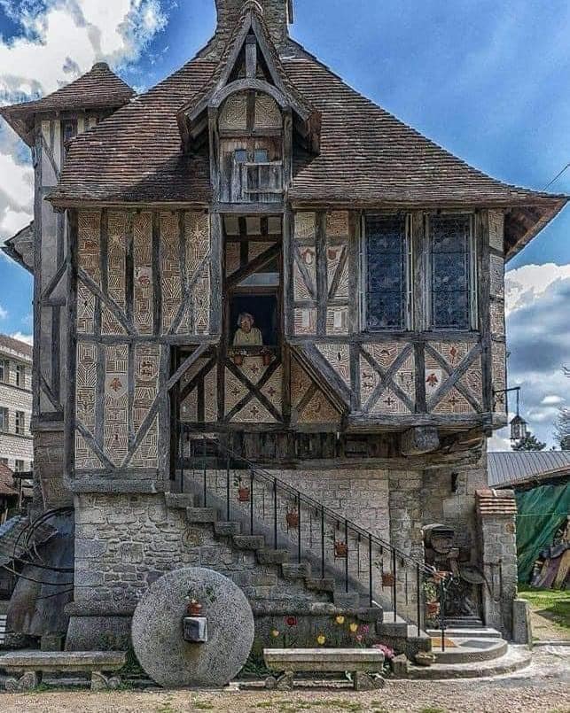 Orne’s 15th Century House, Still Inhabited