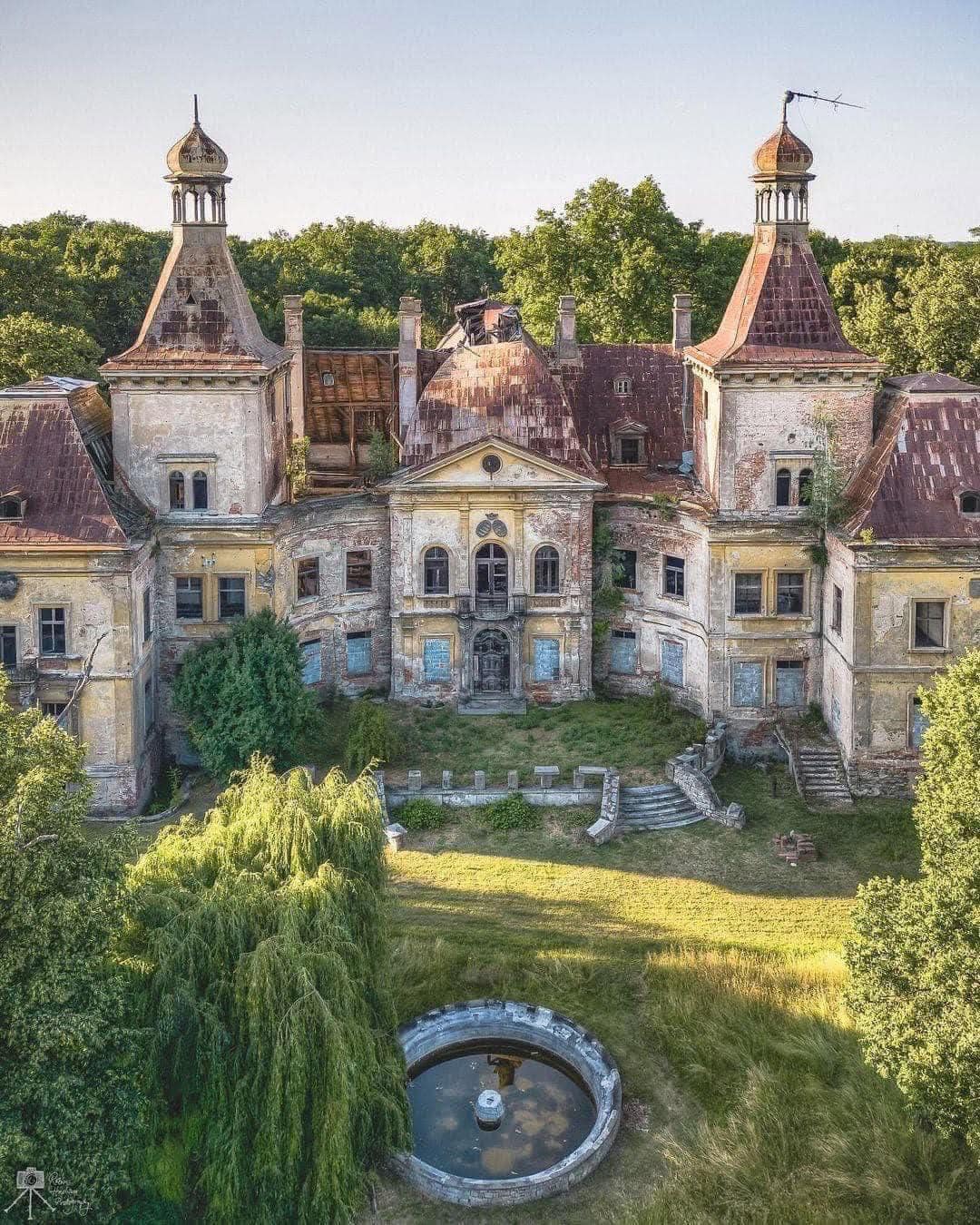 The Abandoned Castle in Poland- Mysteries of Mańczyce