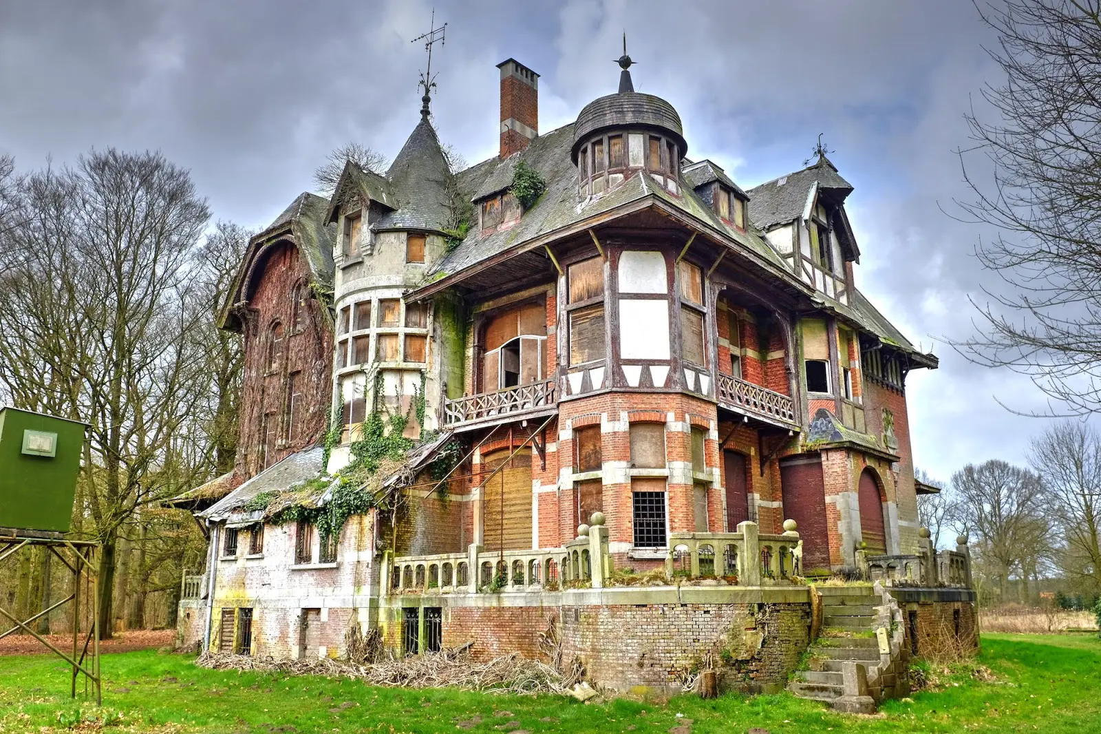 Villa Nottenbohm | The Epitome of Belgian Splendor