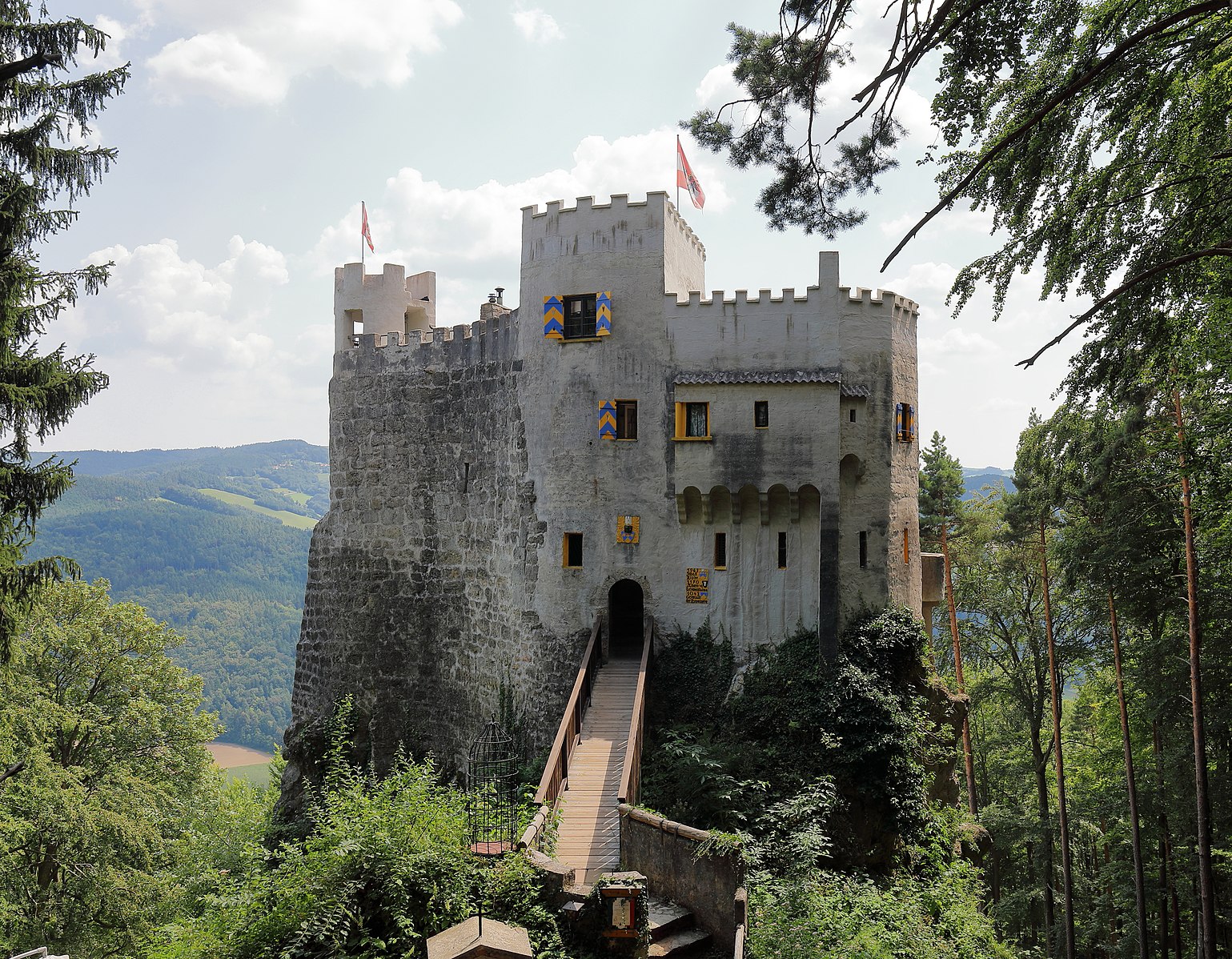 Grimmenstein Castle: History, Legends, and Visitor Information