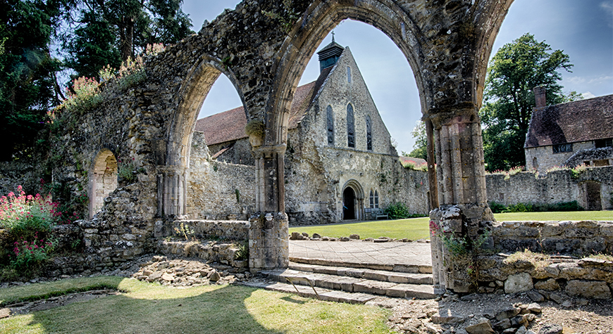 Beaulieu Abbey | A Glimpse into History and Tranquility