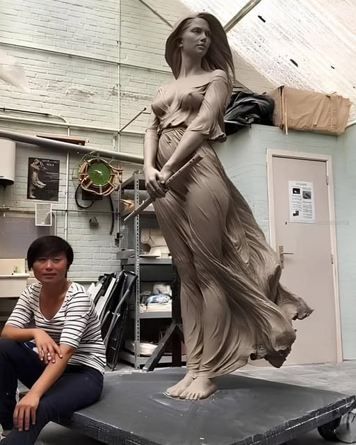 Luo Li Rong’s sculptures are nothing short of mesmerizing